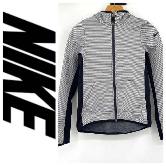 Other - 💕SALE💕 Nike Kids Dr-fit Black White Sweat Jacket